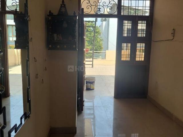 Flat for rent in West Delhi, Deri