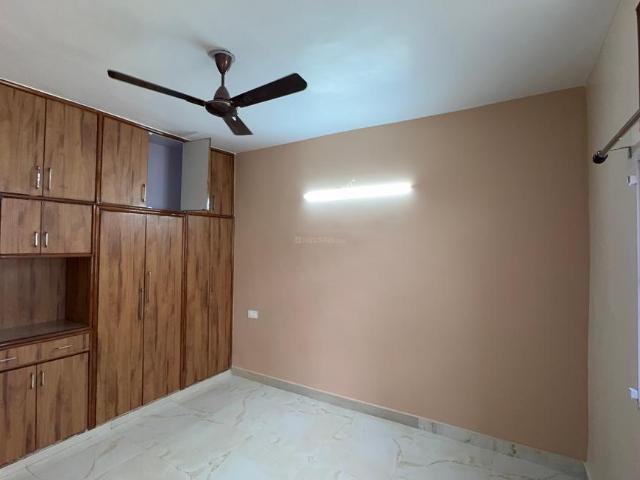 Flat for rent in South West Delhi, Deri