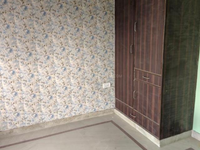 Flat for rent in West Delhi, Deri