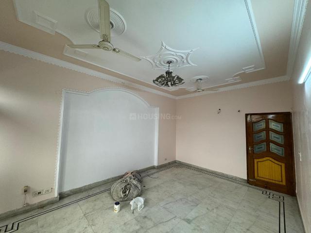 Flat for rent in West Delhi, Deri