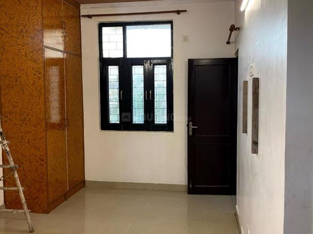 Flat for rent in South West Delhi, Deri
