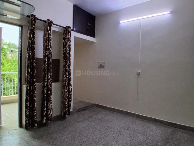 Flat for rent in South West Delhi, Deri