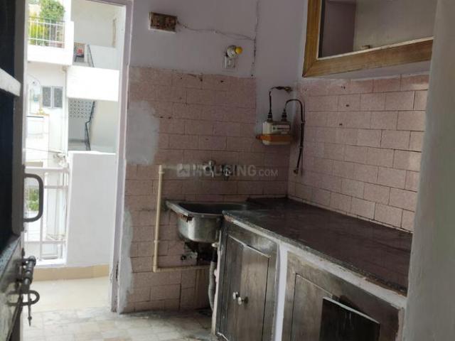 Flat for rent in West Delhi, Deri