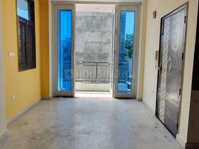 Flat for rent in Deri