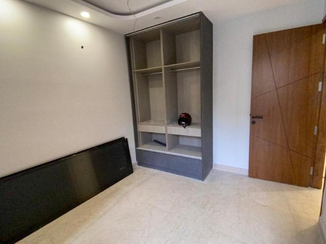 Flat for rent in West Delhi, Deri