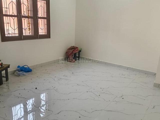 Flat for rent in South West Delhi, Deri