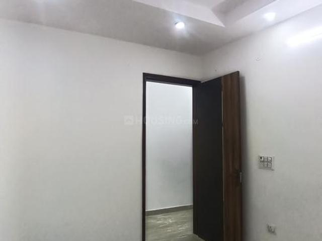 Flat for sale in West Delhi, Deri