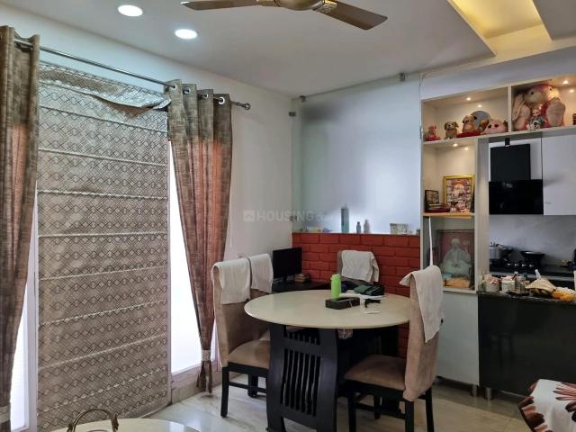 Flat for sale in West Delhi, Deri