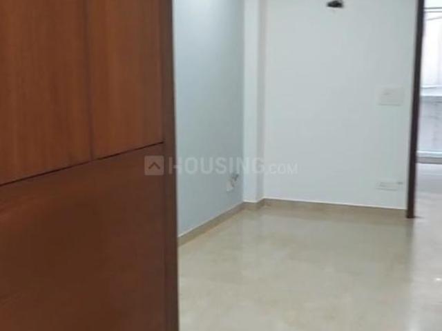 Flat for sale in West Delhi, Deri