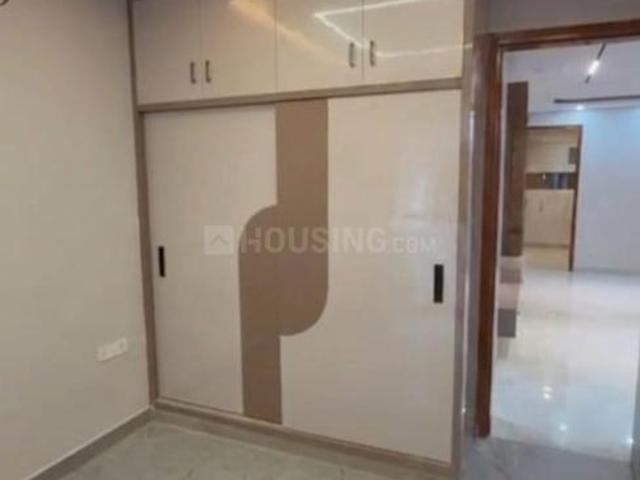 Flat for sale in West Delhi, Deri