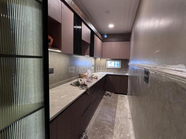 Flat for sale in West Delhi, Deri