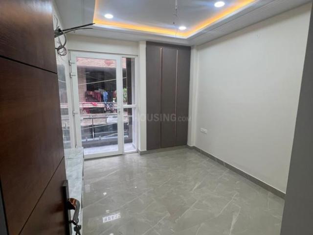 Flat for sale in West Delhi, Deri
