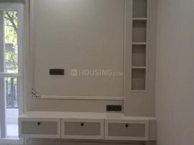 Flat for sale in West Delhi, Deri