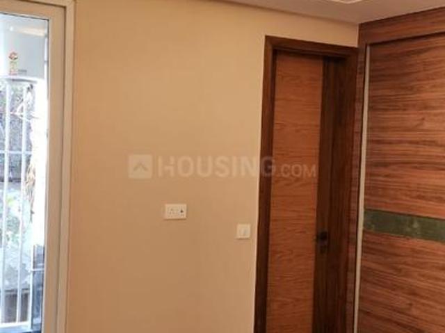 Flat for rent in Deri