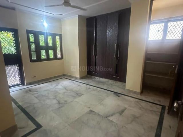 Flat for rent in Deri