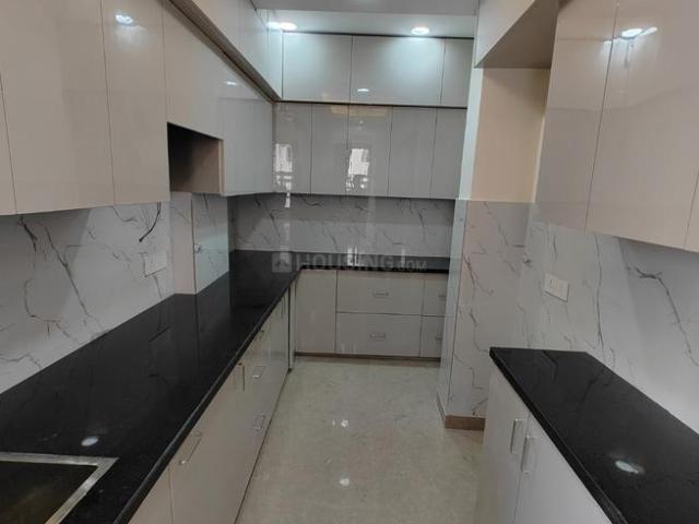 Flat for rent in Deri