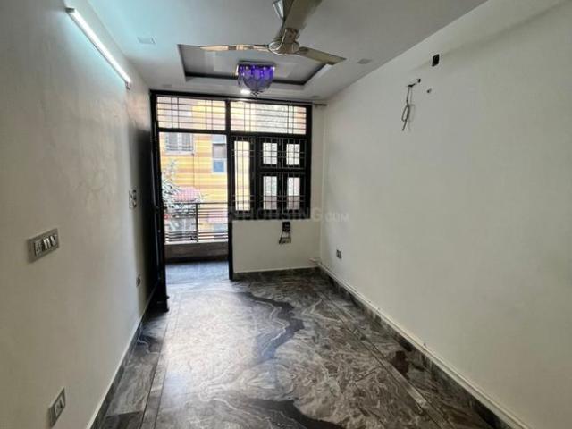 Flat for rent in Deri