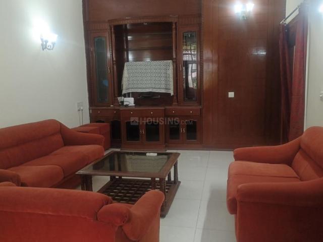 Flat for rent in Deri