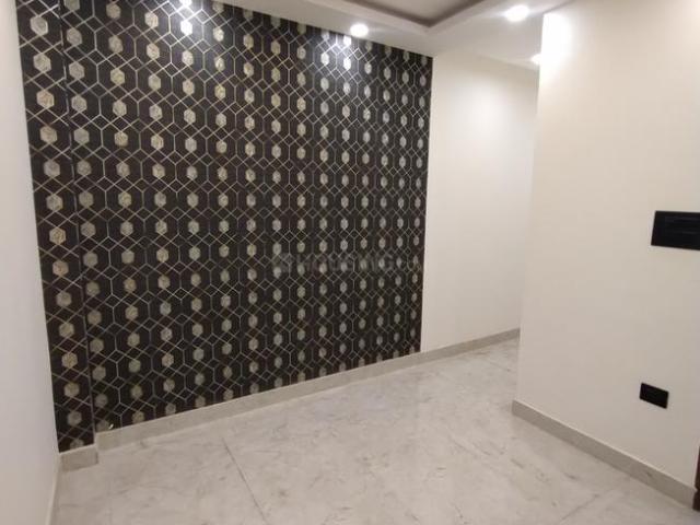 Flat for rent in Deri
