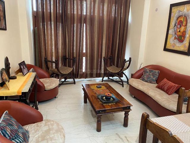 Flat for rent in Deri