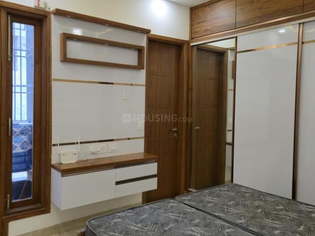 Flat for rent in Deri