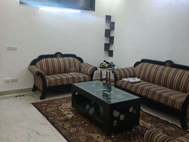 Flat for rent in Deri