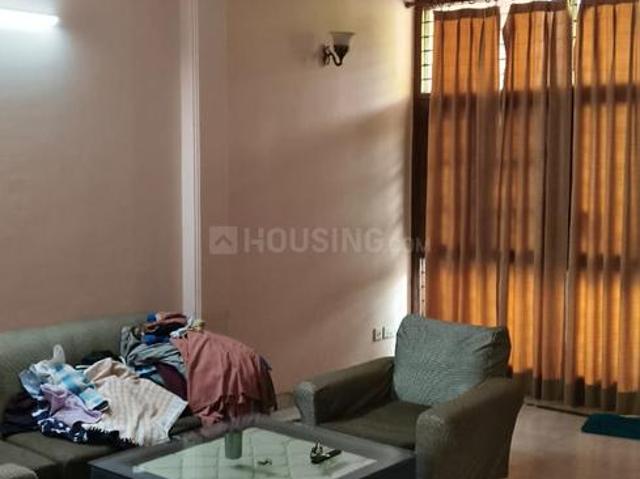 Flat for rent in Deri