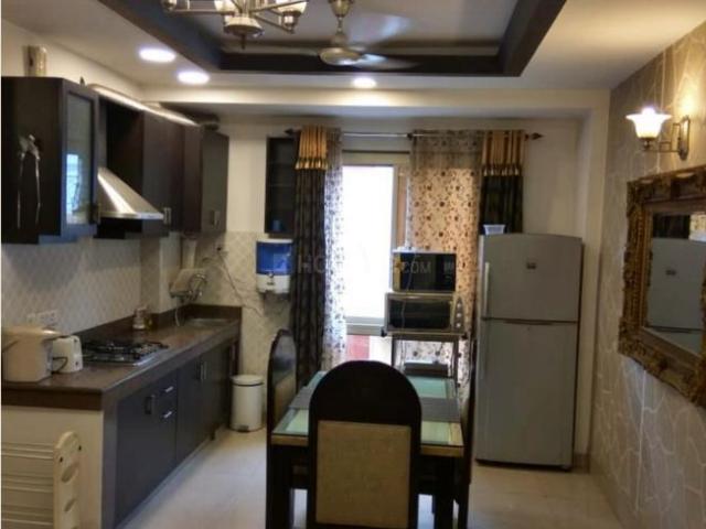 Flat for rent in Deri