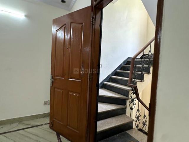 Flat for rent in Deri