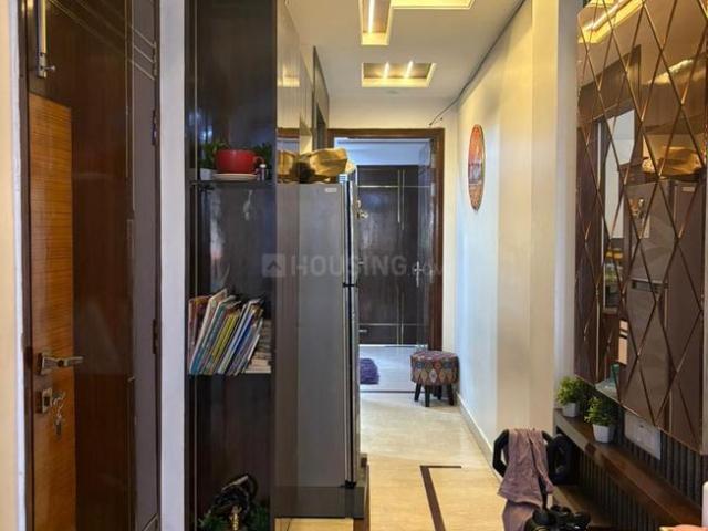 Flat for rent in Deri