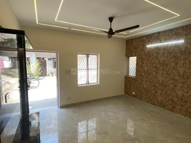 Flat for rent in Deri