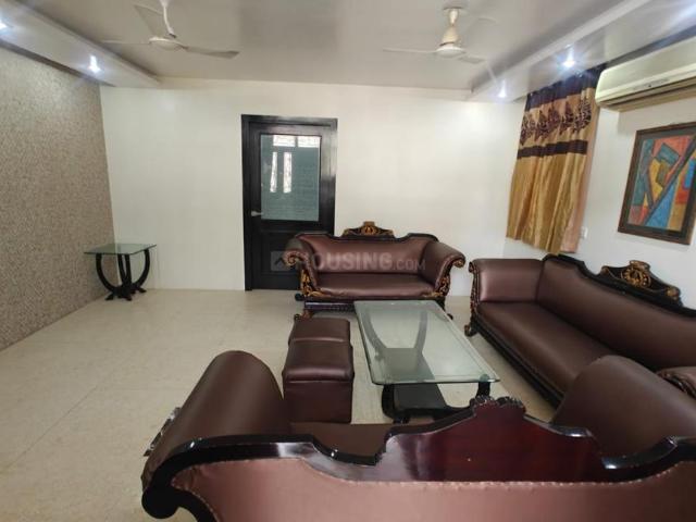 Flat for rent in Deri