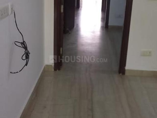 Flat for rent in Deri
