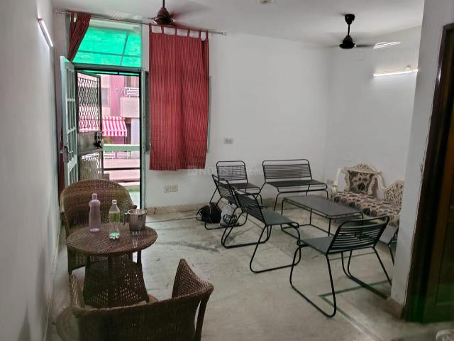 Flat for rent in Deri