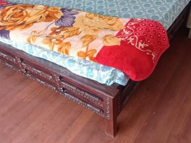 Flat for rent in Deri