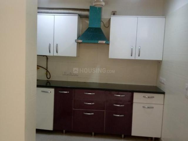 Flat for rent in Deri