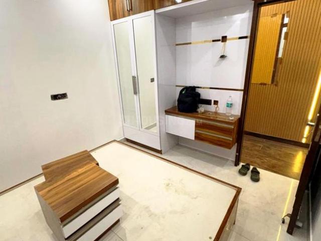 Flat for rent in Deri