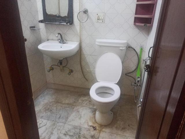 Flat for rent in Deri