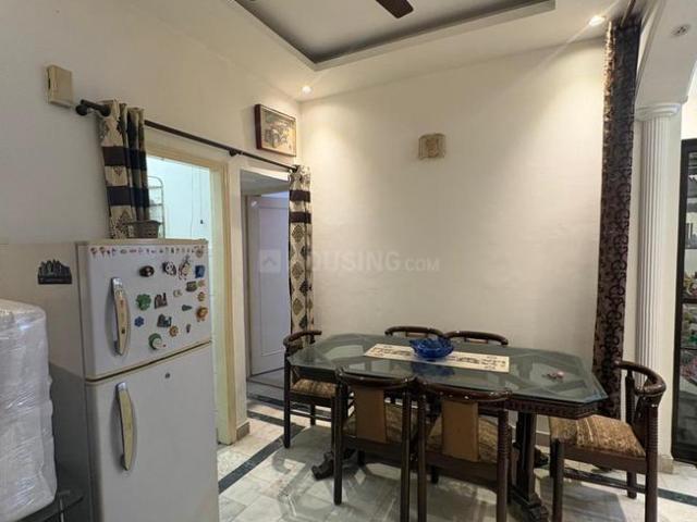 Flat for rent in Deri