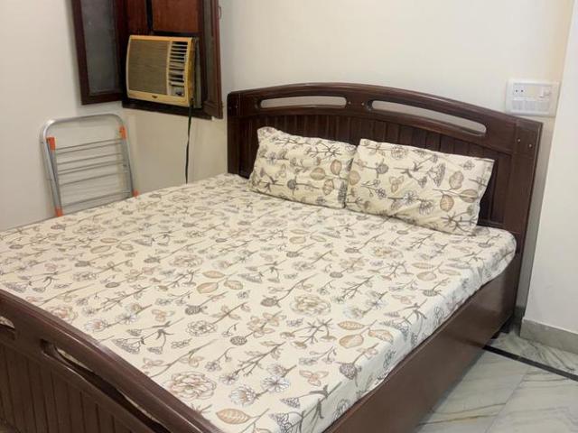 Flat for rent in Deri