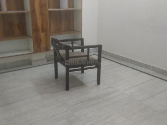 Flat for rent in Deri