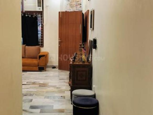 Flat for rent in South Delhi, Deri