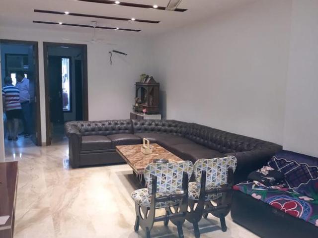 Flat for rent in Kirti Nagar, Delhi