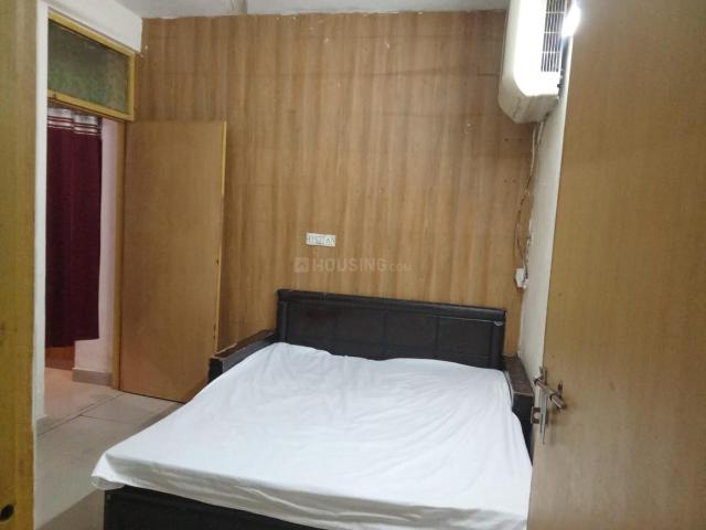 Flat for rent in South Delhi, Deri