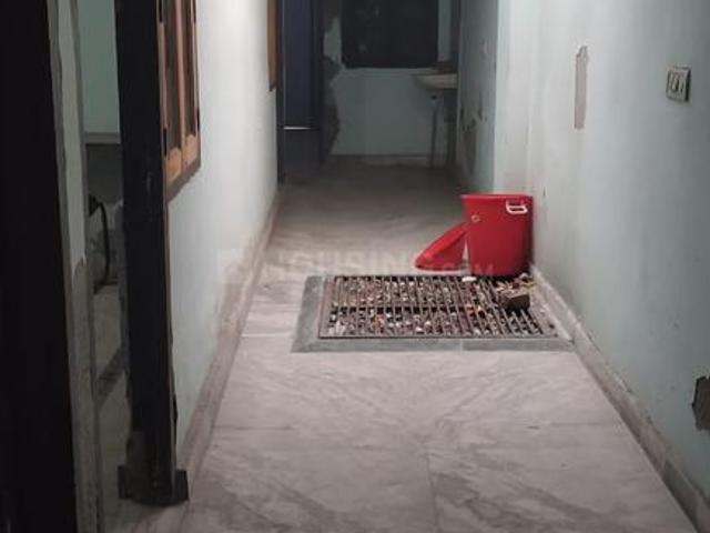 Flat for rent in North West Delhi, Deri