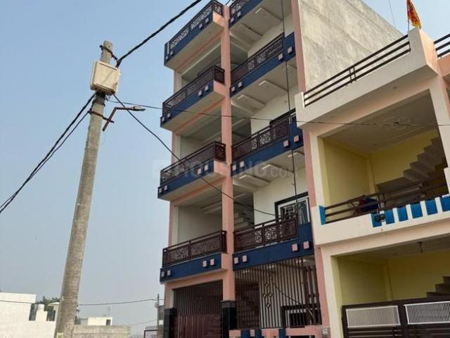 Flat for rent in Lucknow, Uttar Pradesh