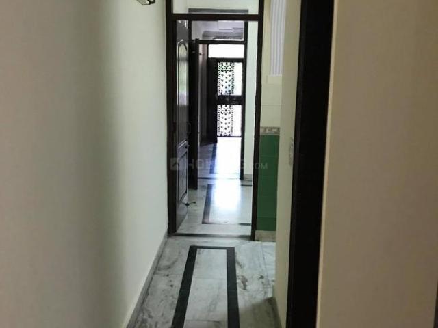 Flat for rent in Deri
