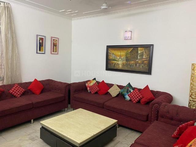 Flat for rent in Deri
