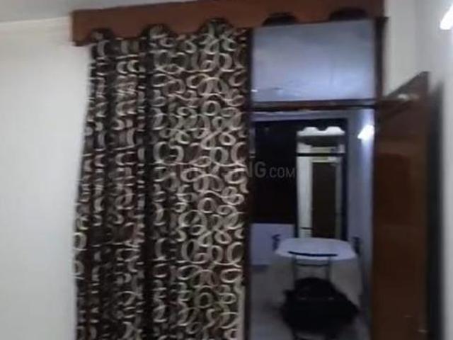 Flat for rent in Deri