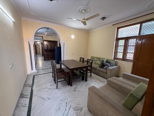 Flat for rent in Deri